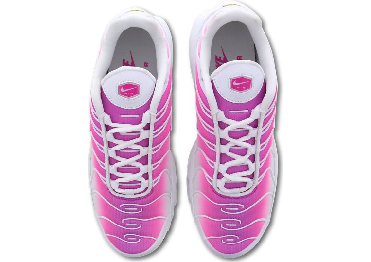 nike tuned white crimson coral